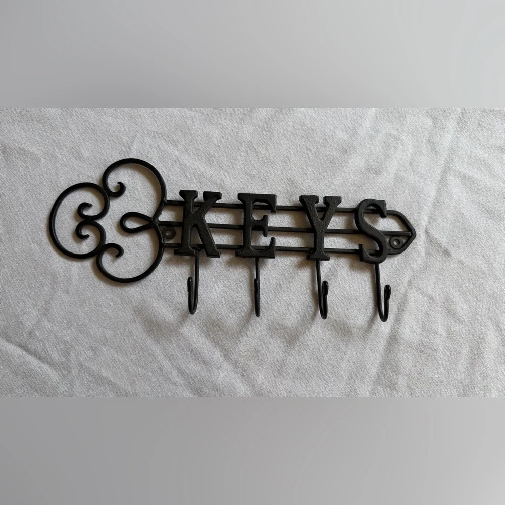Black 'KEYS' Decorative Wall Hook Rack